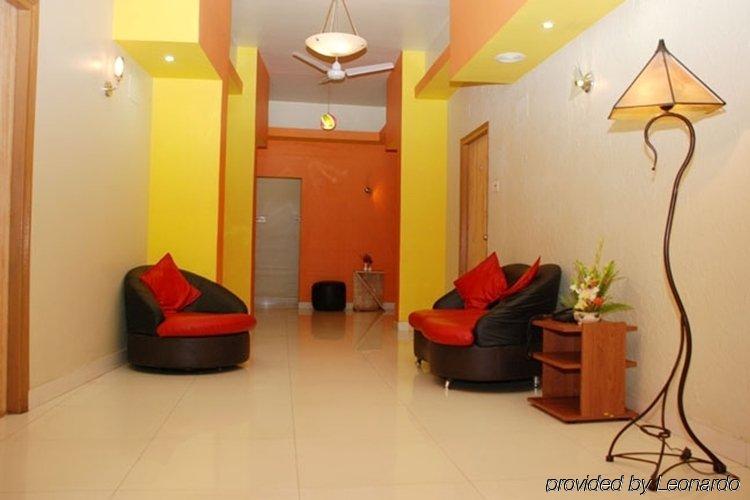 Hotel Housez43 Kalküta İç mekan fotoğraf